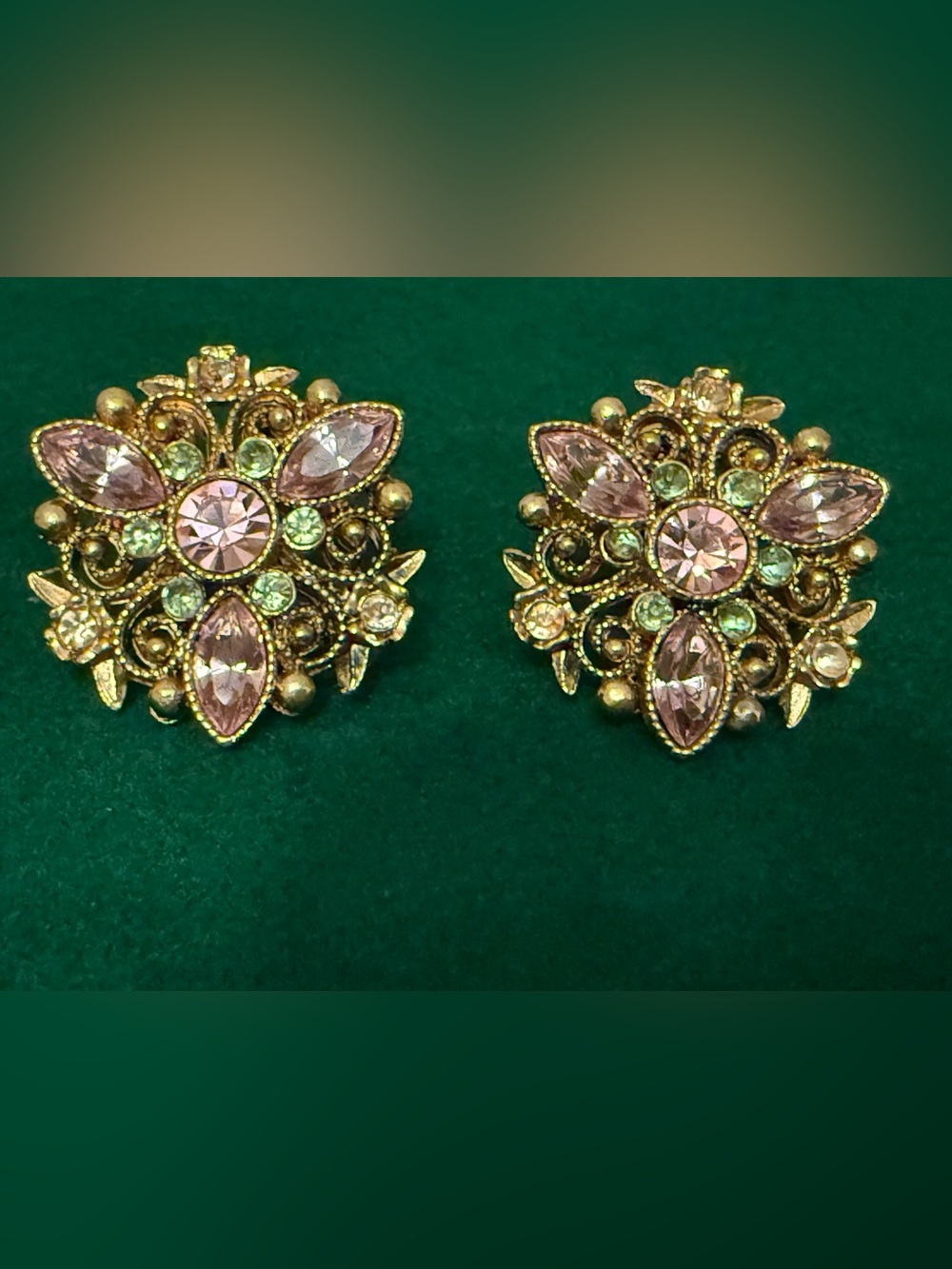 Vintage Avon NR Gold-Tone Pink Crystal Floral Earrings